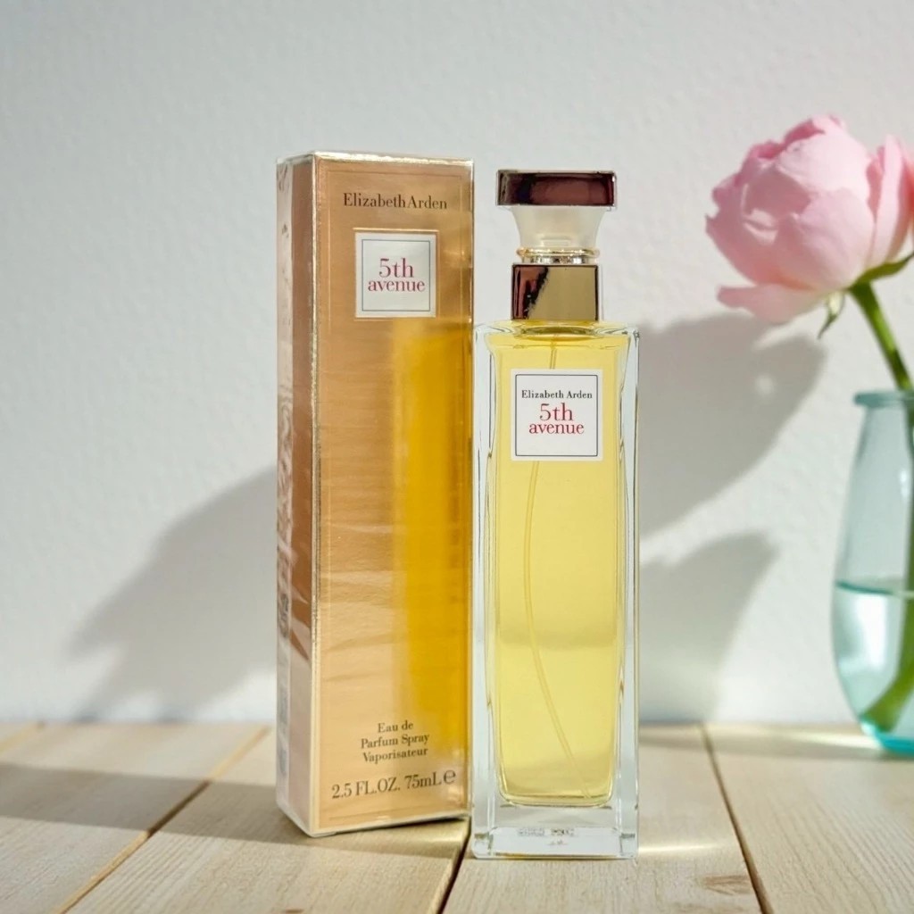 น้ำหอม E.lizabeth Arden 5th Avenue Eau de Parfum Spray มีขนาดให้เลือก