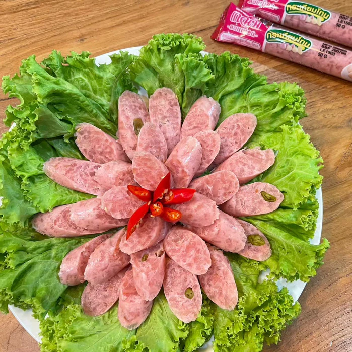 แหนมแท่งกระเทียมโทน ขนาด 50 กรัม ตราแหนมดอนเมือง กม.26