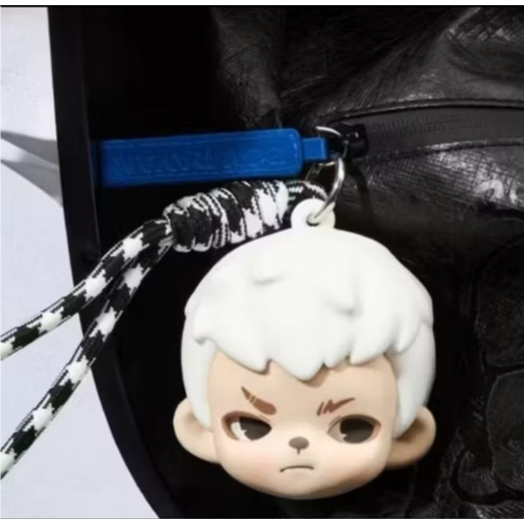 พร้อมส่งในไทย 🇹🇭 สินค้าใหม่แท้ ✨️💯 พวงกุญแจ Rayan 🏷ใช้โค้ดช้อปปี้ได้