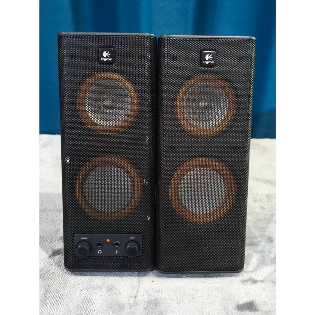 ลำโพงคอม Creative 2.0 สวย เสียงดี ปรับโทนเสียงได้ มือสองนำเข้าญี่ปุ่น ไฟ 100V. แถมฟรี..หม้อแปลงพร้อม