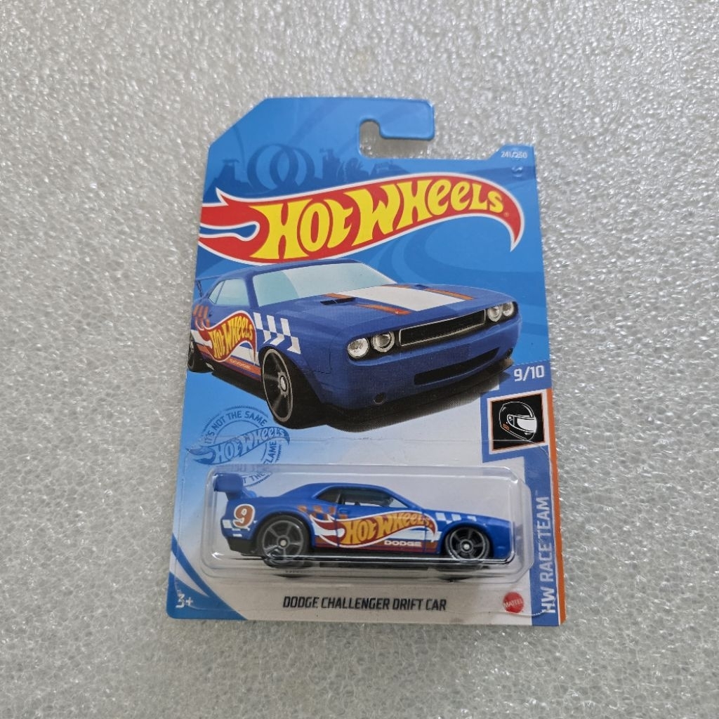 Hotwheels dodge challenger drift car