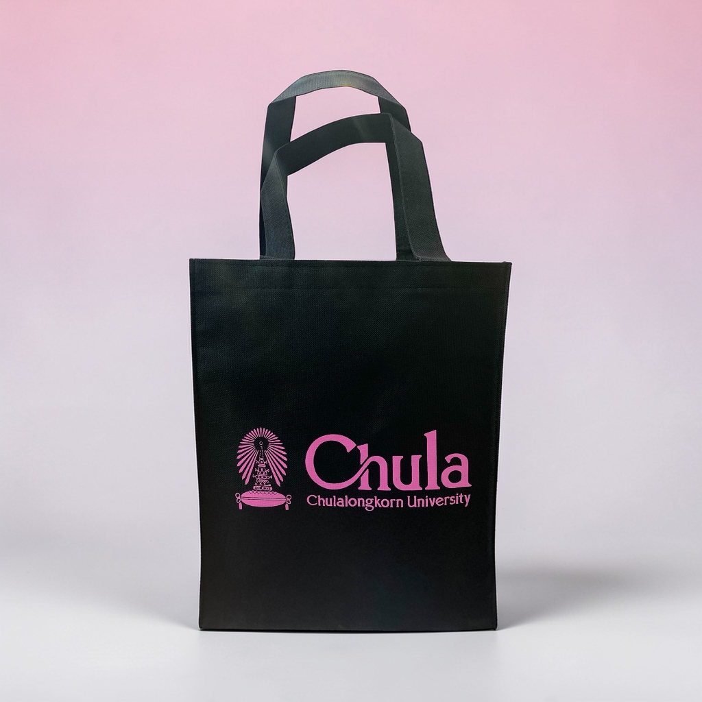 กระเป๋า Chula A4 (ลายใหม่) ขนาด 25.5x32 ซม. | 8850000290435 | 80 (ไลฟ์สไตล์)