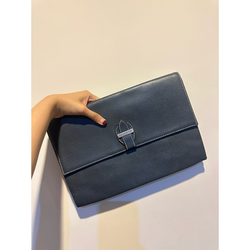 Harga Guy laroche clutch