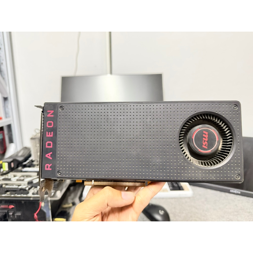RX 480 8GB Radeon มีฝุ่นที่พัดลม ตามสภาพการใช้งาน ทำซิลิโคนใหม่ให้แล้ว