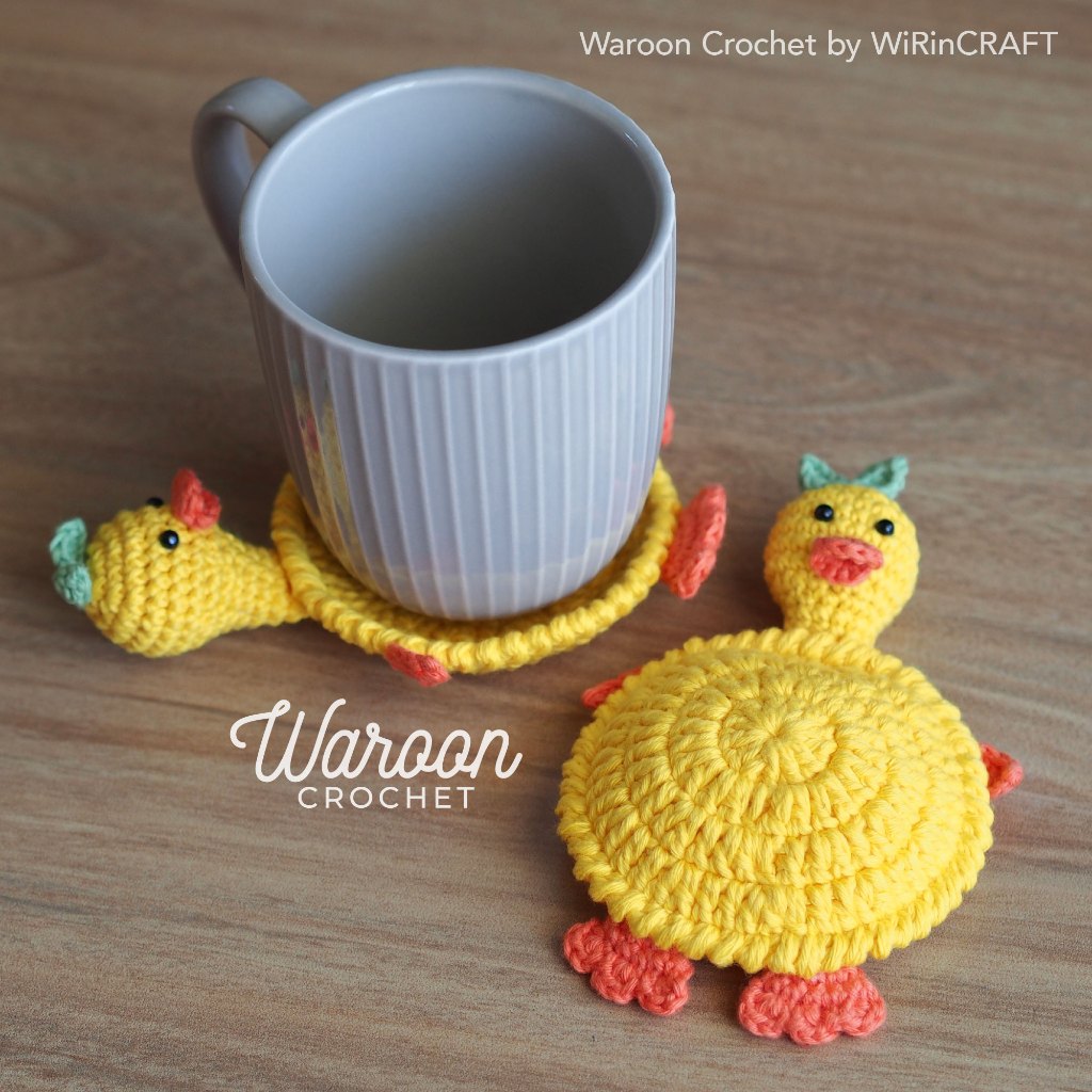 แผ่นรองแก้ว เป็ด สีเหลือง งานถักโครเชต์ | Yellow Duck Cup Coaster by Waroon Crochet