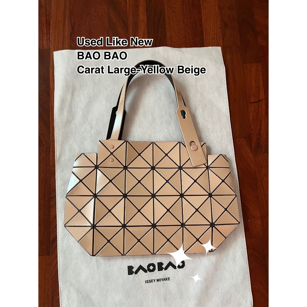 BAOBAO Carat size Large สี Yellow Beige กระเป๋าแบรนด์ดังญี่ปุ่น ทรงน่ารัก น้ำหนักเบา-Used Like New