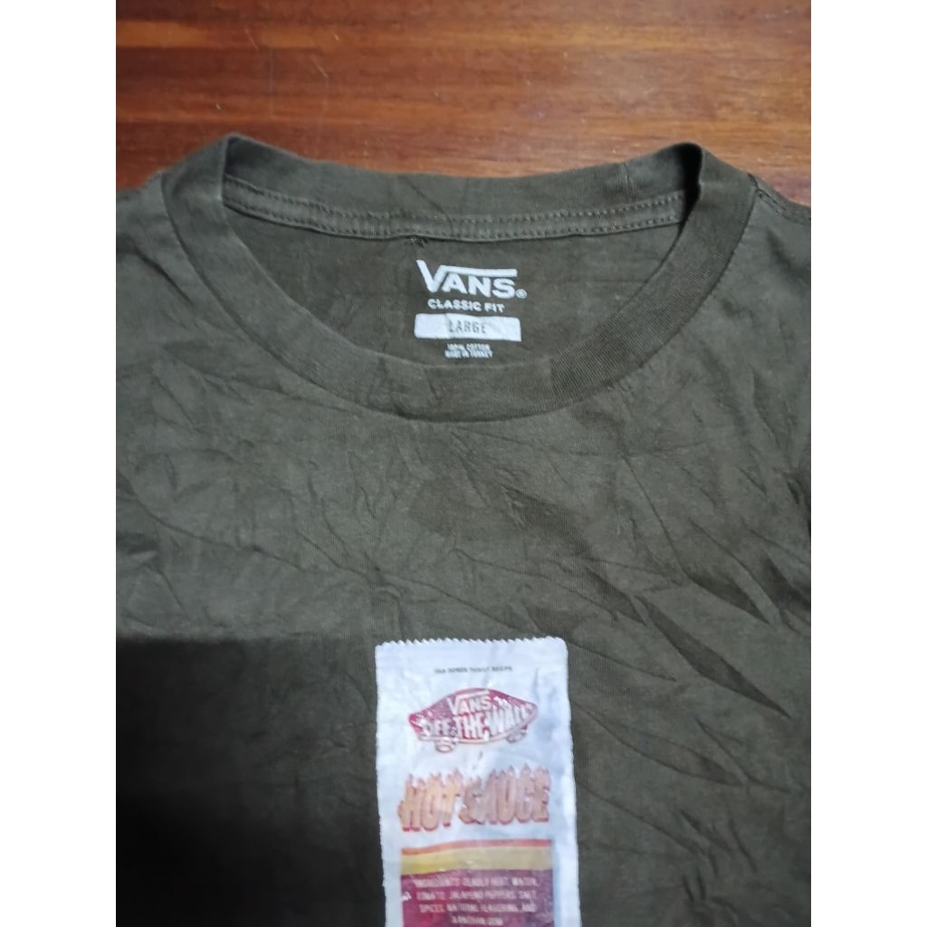 เสื้อสเก็ตมือสองแขนยาว. VANS.