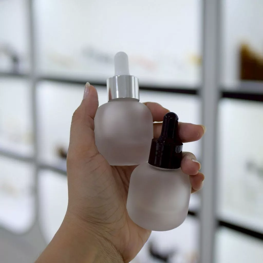 [COSS] ขวดเซรั่มดรอปเปอร์ 15ml 30ml ขวดแก้วฟรอสต์/ใส ขวดสกินแคร์ ขวดใส่เซรั่ม ขวดเครื่องสำอาง แพคเกจจิ้งสกินแคร์ thumbnail 4