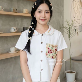 เสื้อผ้าฝ้าย คอบัว งานพรีเมี่ยม กระดุมกะลา แต่งกระเป๋า ปักดอกไม้ งานทำมือ งานhandmade