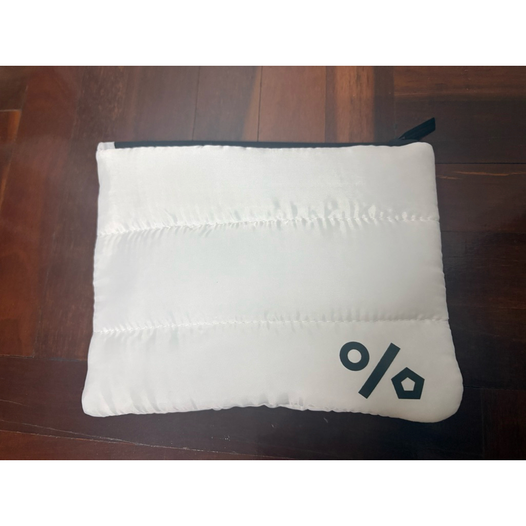 กระเป๋าใส่เครื่องสำอาง แบรนด์ ingu ของใหม่