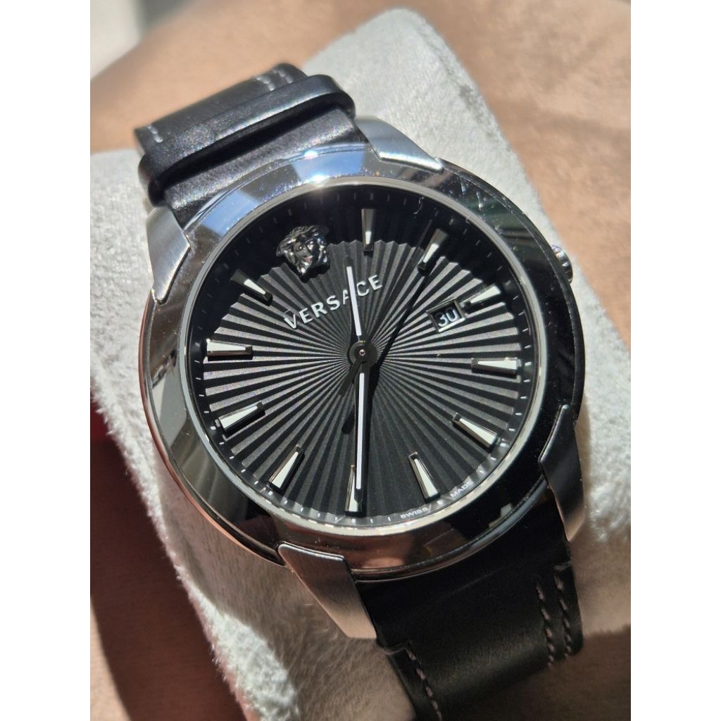 Versace V Urban แท้💯 นาฬิกาผู้ชายไฮเอนด์ มือสอง สภาพเยี่ยม Swiss Made พร้อมกล่องแท้เดิมจากแบรนด์