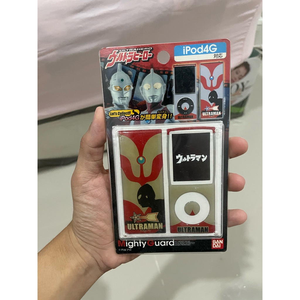 สติ๊กเกอร์ ipod nano4 ลาย อุลตร้าแมน