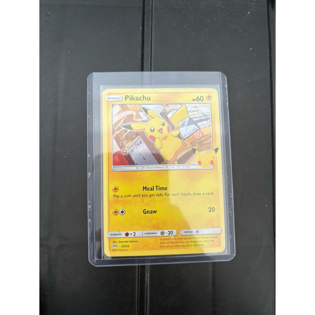 Pikachu 25/25 English Pokemon Card