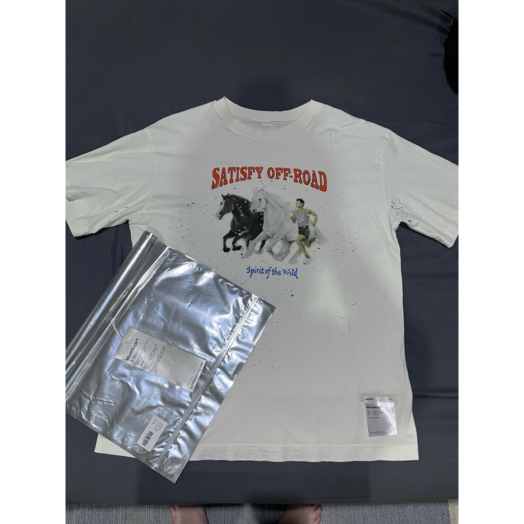 พร้อมส่งมือสอง สภาพสวย Satisfy Running เสื้อ MothTech™ T-Shirt ของแท้