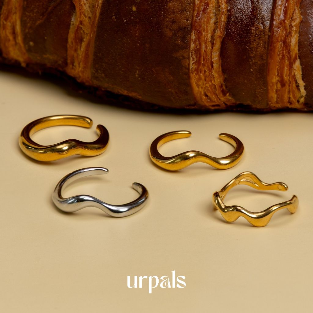 URPALS แหวน แหวนเกลี้ยง Stainless ชุบทอง18K งานเรียบหรู ดีไซน์เก๋ ใส่ได้ทุกวัน แมทได้ทุกลุค