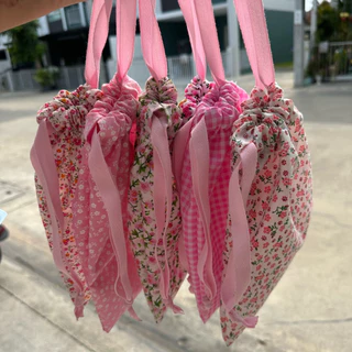 ถุงหูรูดลายดอกไม้สีชมพู🌷