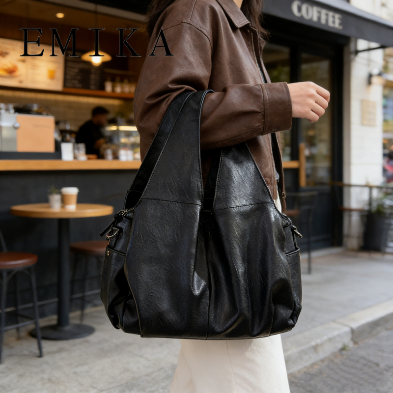EMIKA Tote Bagขนาดใหญ่ ดีไซน์เรียบหรู ใบเดียวจบ ครบทุกลุค ใช้งานได้ทั้งวันทำงานและวันสบายๆ