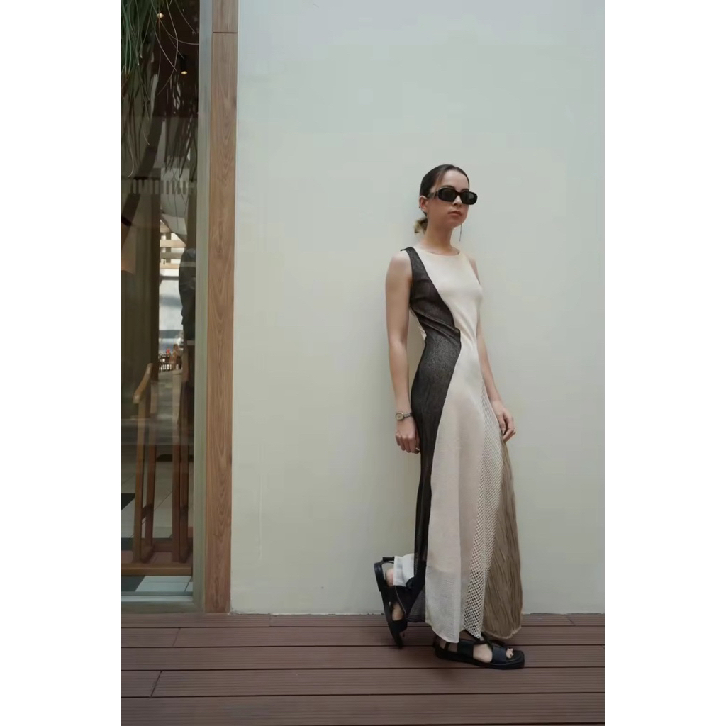 Weekend begins - Noir papillon patchwork maxi dress