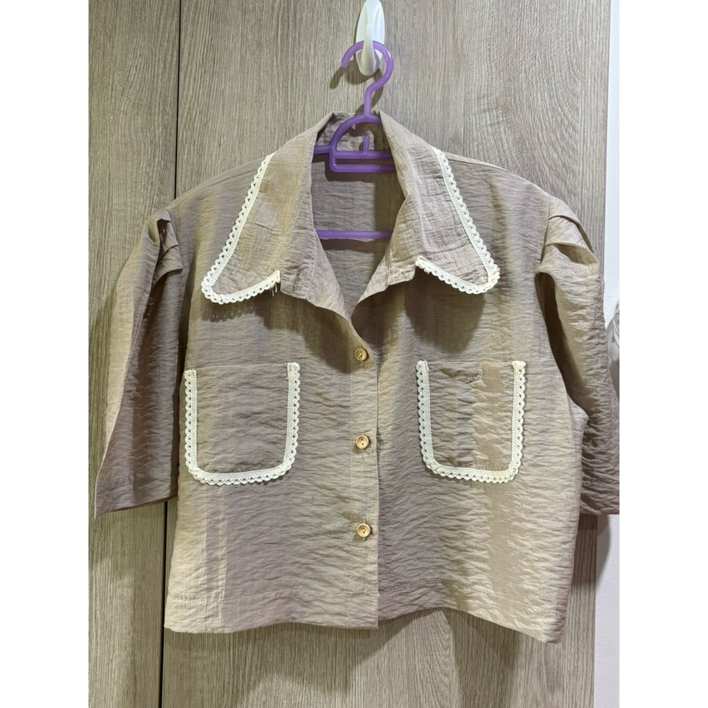 เสื้อคอปก สีน้ำตาล (C 32-36 L 16")