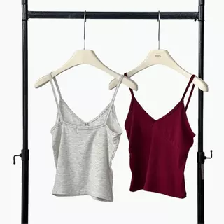 Atipashop - Elva V Tank เสื้อสายเดี่ยวคอวี ผ้าเรย่อน ใส่สบาย