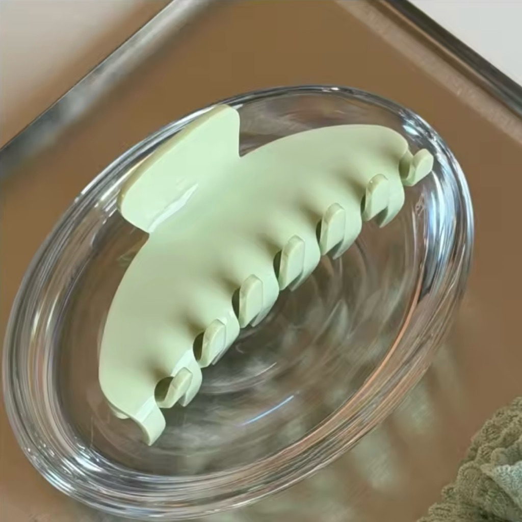 gleametoile - Yoko hair claw clip in Pitachio✨🍵 (10x4cm)