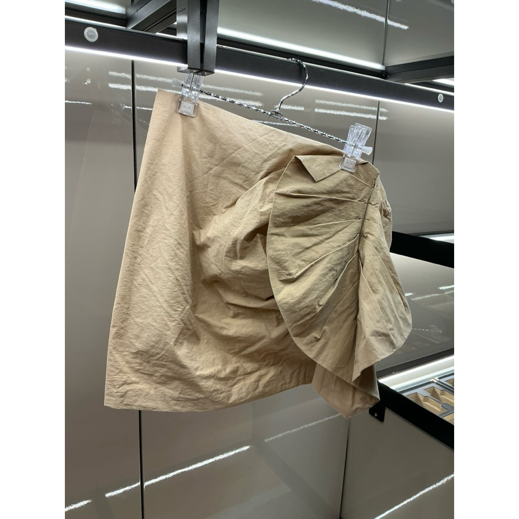 พร้อมส่ง✅2Two Moon กระโปรงจีบเบจ Seoul Studio Made in Korea