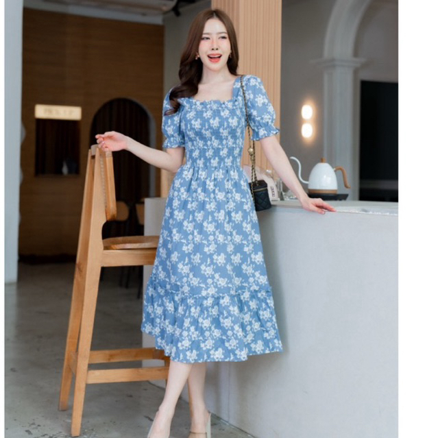 🎉s70 เดรสคอเหลี่ยมแขนตุ๊กตา