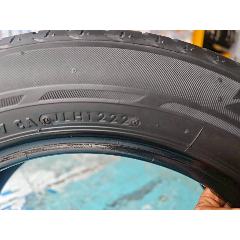 ยางเปอร์เซ็นต์ Bridgestone ขนาด 185 60 R15 ปี22 มีปะ ราคา 322 บาท
