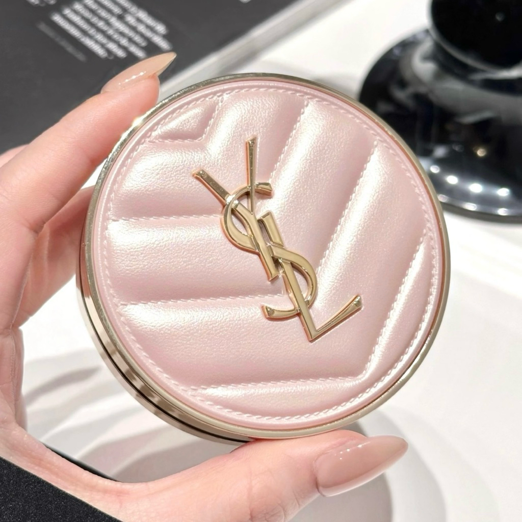 ❤️YSL Touch Eclat Glow Pact Cushion❤️