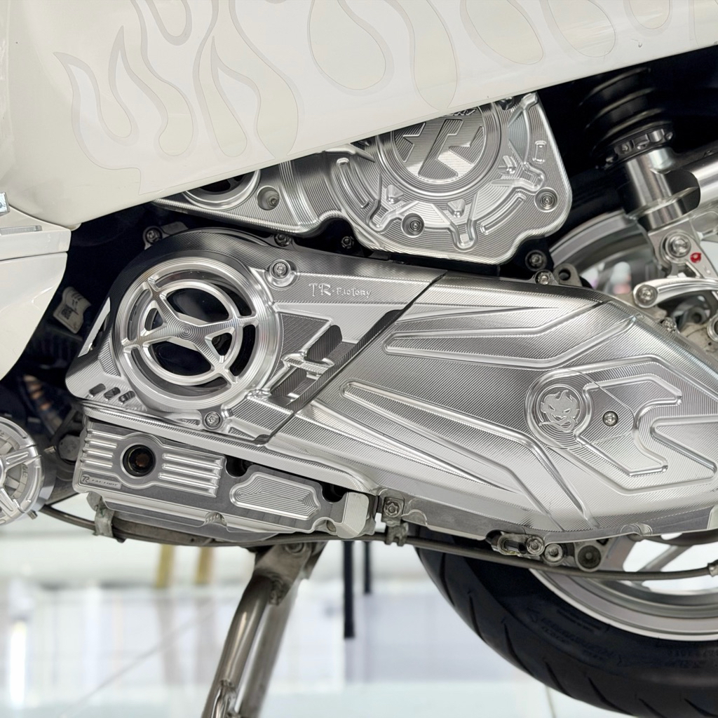TR Factory ครอบชามหน้า V3 สำหรับ  Vespa 125 - 150 i-Get (Sprint / Primavera / LX / S / GTS150) ครอบชาม cnc เวสป้า