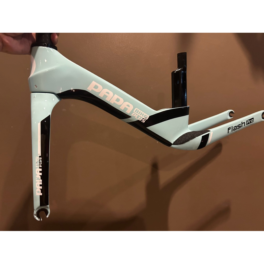 เฟรมคาร์บอนเบาหวิว Papa Bike รุ่น Flash Proสำหรับจักรยานขาไถ เกรดแข่งขันระดับนานาชาติ
