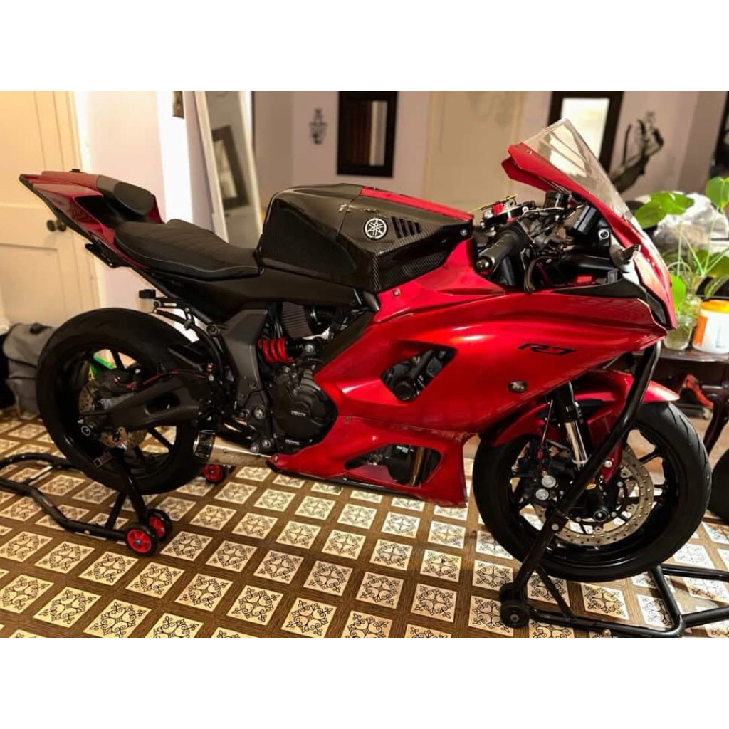 ครอบถังโหนก R7 เพียวคาร์บอนแท้ ครึ่งใบ / เต็มใบ