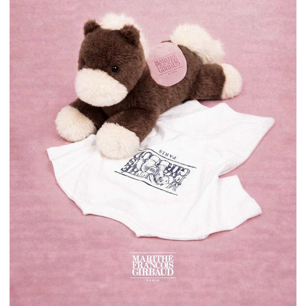 เสื้อยืดม้าจากมาริเต้ เสื้อยืดปีม้า ใครเกิดปี 90 ห้ามพลาด เสื้อ marithe เสื้อยืดสีขาว