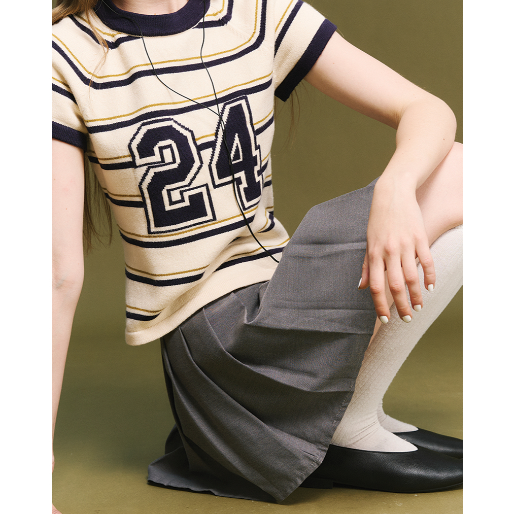 (พร้อมส่ง) SUMMER SPORTY KNIT เสื้อผ้านิตทอลาย น่ารักมากใส่สบายสุด