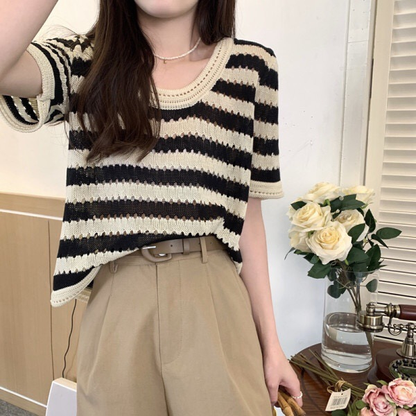 เสื้อตาข่าย เสื้อถักไหมพรม แขนสั้น เสื้อถักแฟชั่นสตรี ลายทางกว้าง สำหรับเทศกาลสงกรานต์ ใส่สบาย ราคา ถูกที่สุด ดีลบีเคเค