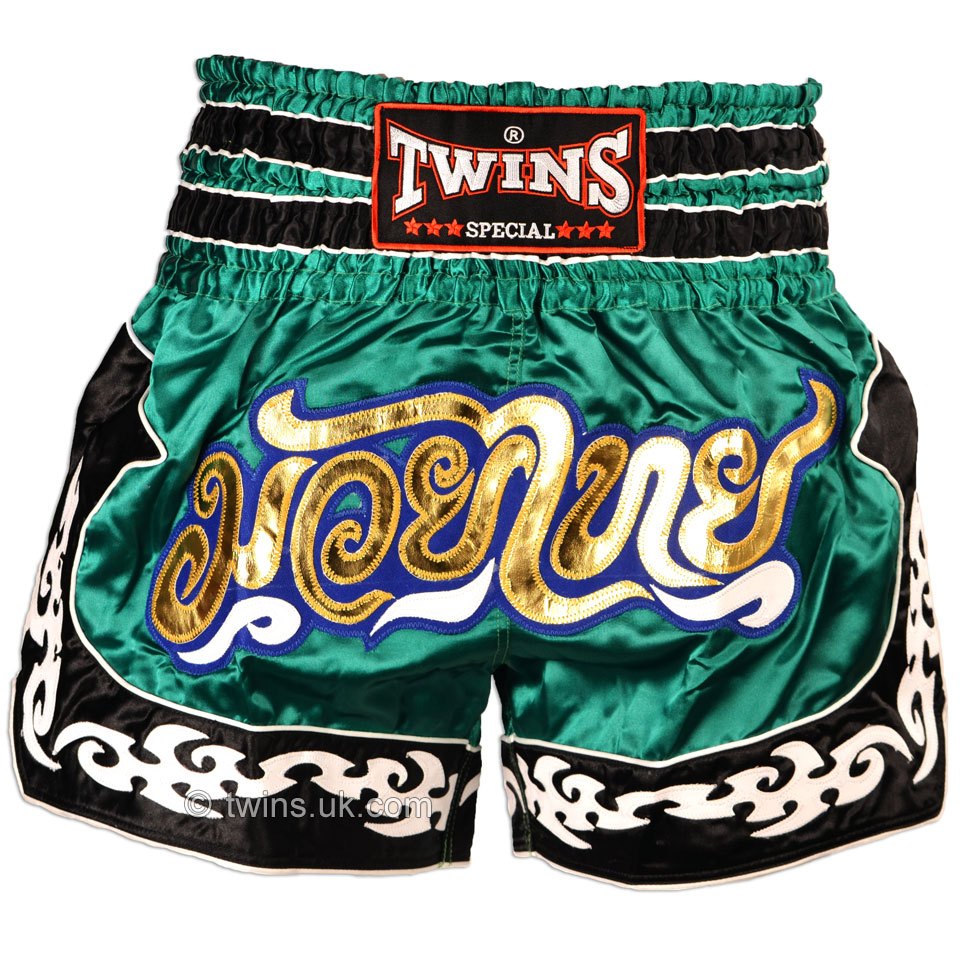 Twins Muay Thai Shorts Green กางเกงมวยไทย