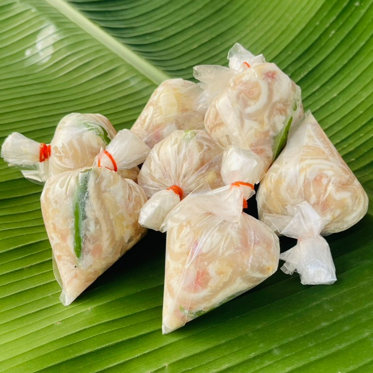 แหนมหมูจิ้นส้มหมู7ห่อพร้อมทาน ชิ้นใหญ่