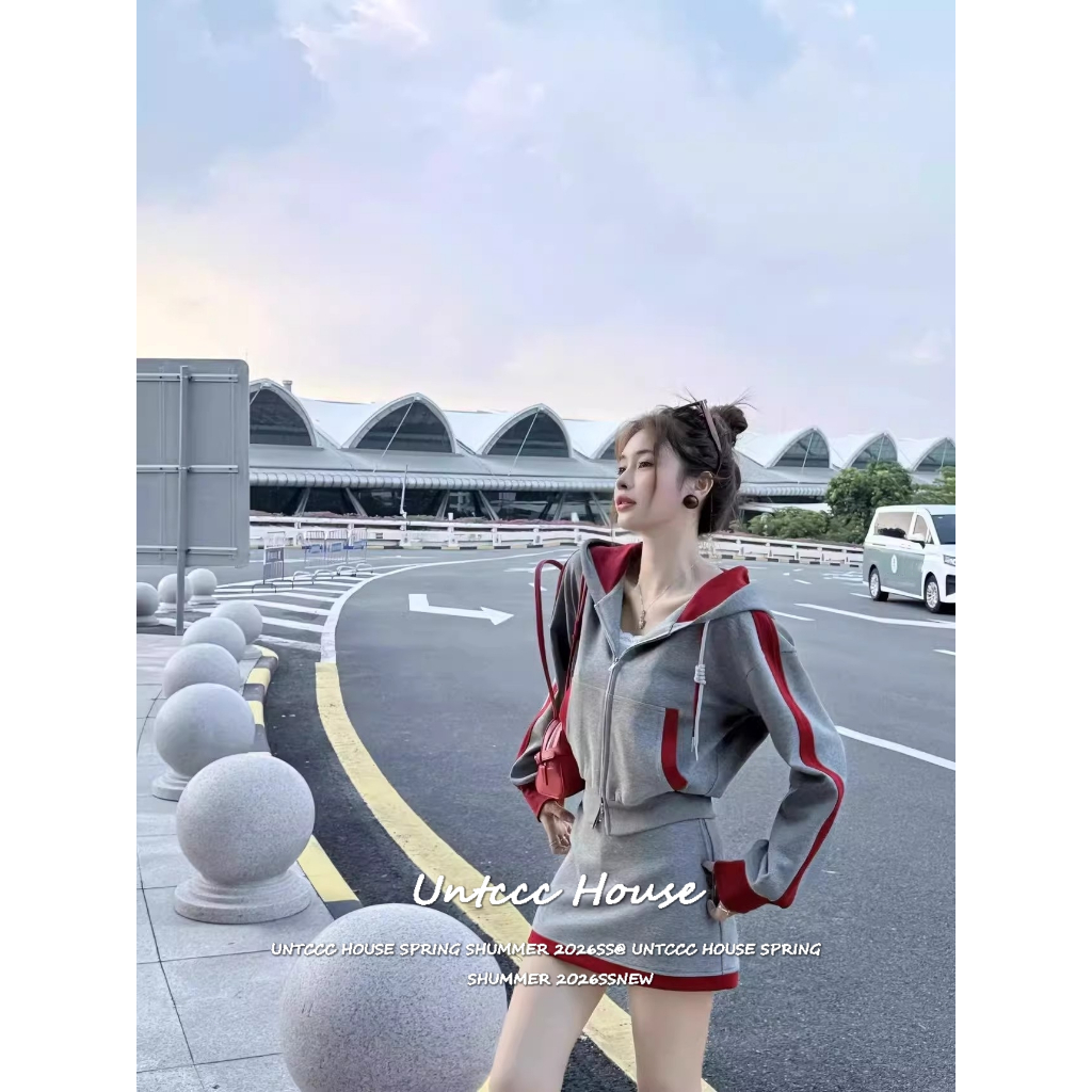 [Retro color blocking design set]เสื้อฮู้ดีครอปซิปกระโปรงสำหรับผู้หญิงดีไซน์ขอบแขนคอนทราสต์สไตล์ฮิปฮ