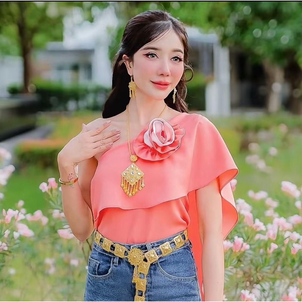 rosequeenเสื้อแต่งสไบพื้นแต่งดอกกุหลาบทูโทน