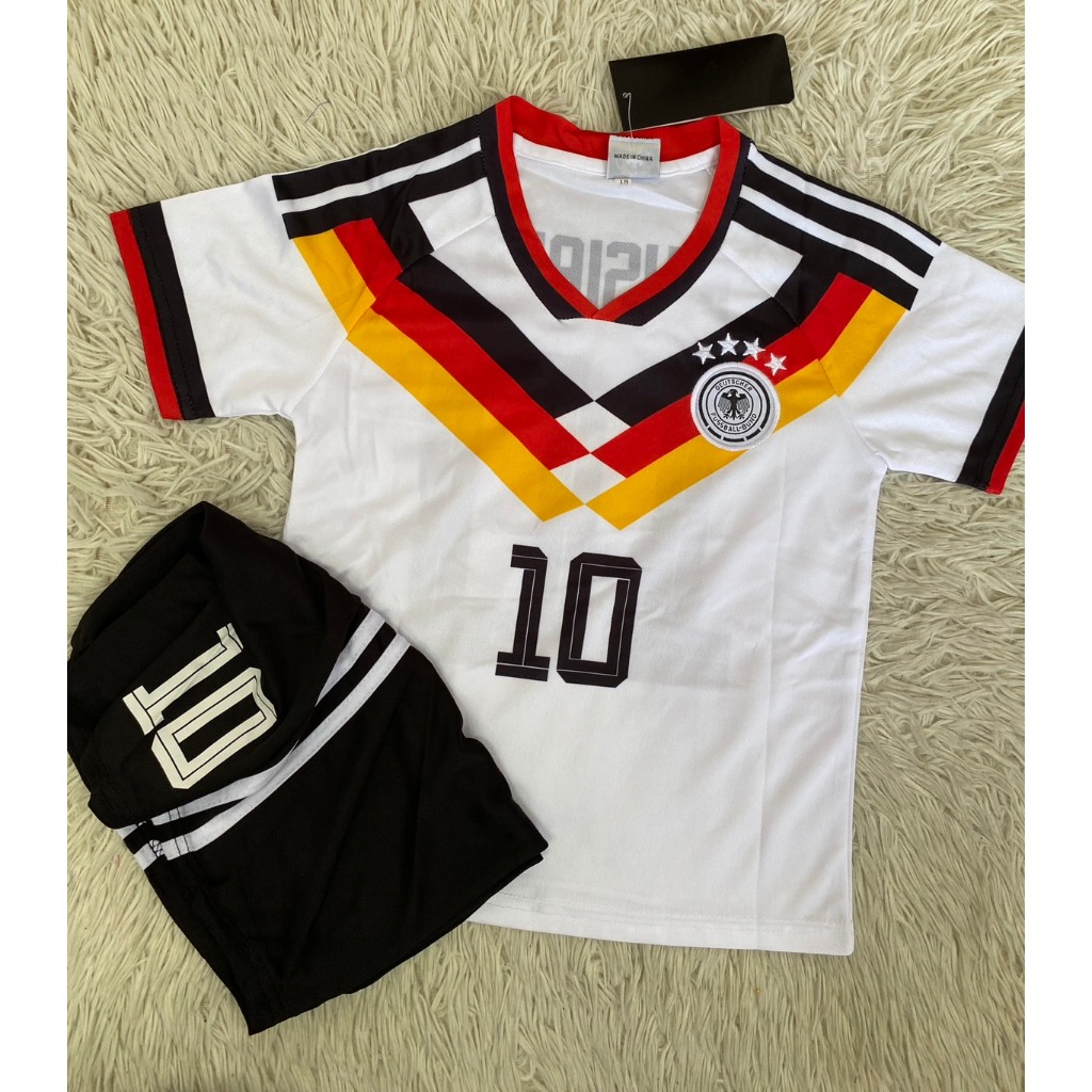 ชุดฟุตบอลเด็กแขนสั้นเบอร์10สีขาวชื่อMUSIALAทีมเยอรมนี เสื้อ+กางเกง
