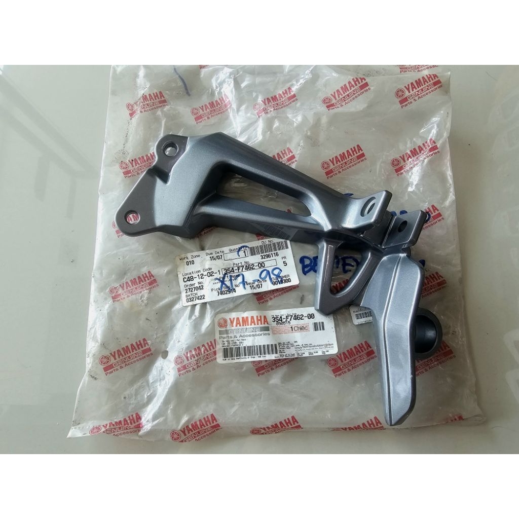 สเตย์พักเท้าหลัง ข้างขวา สป้าคนาโน SPARK-NANO แท้เบิกศูนย์ 3S4-F7462-00