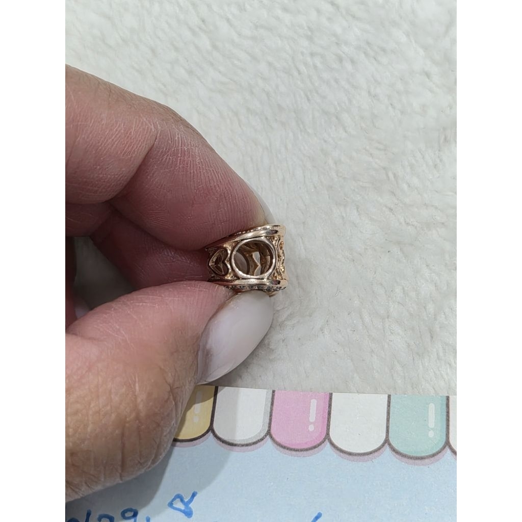 Pandora มือสอง  สีโรสโกล