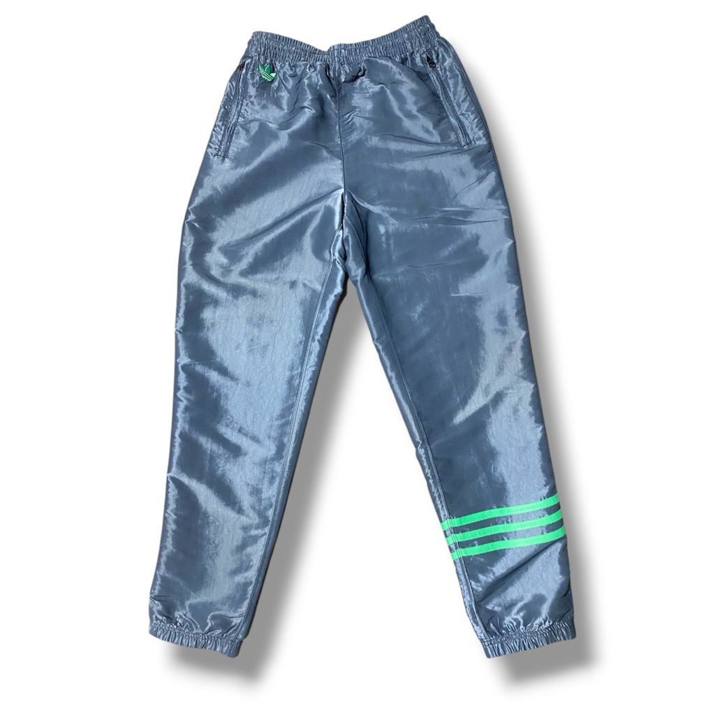 adidas neuclassics track pants
