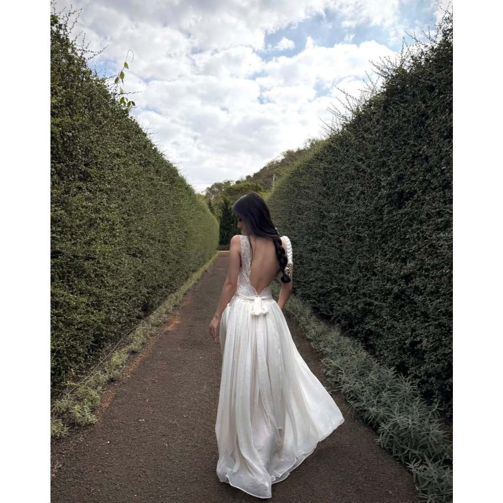 Mogwany  พรี  / Eleanor Dress เดรสทรงสวย ดีเทลลูกไม้ เว้าหลัง ใส่เที่ยว สวยมาก เก็บโค๊ดหน้ากิจกรรม