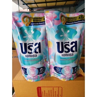 ผลิตภัณต์ซักผ้าบรีสเอกเซลชนิดน้ำสูตรเข้มข้น ขนาด550-620 มล.[2ถุง]