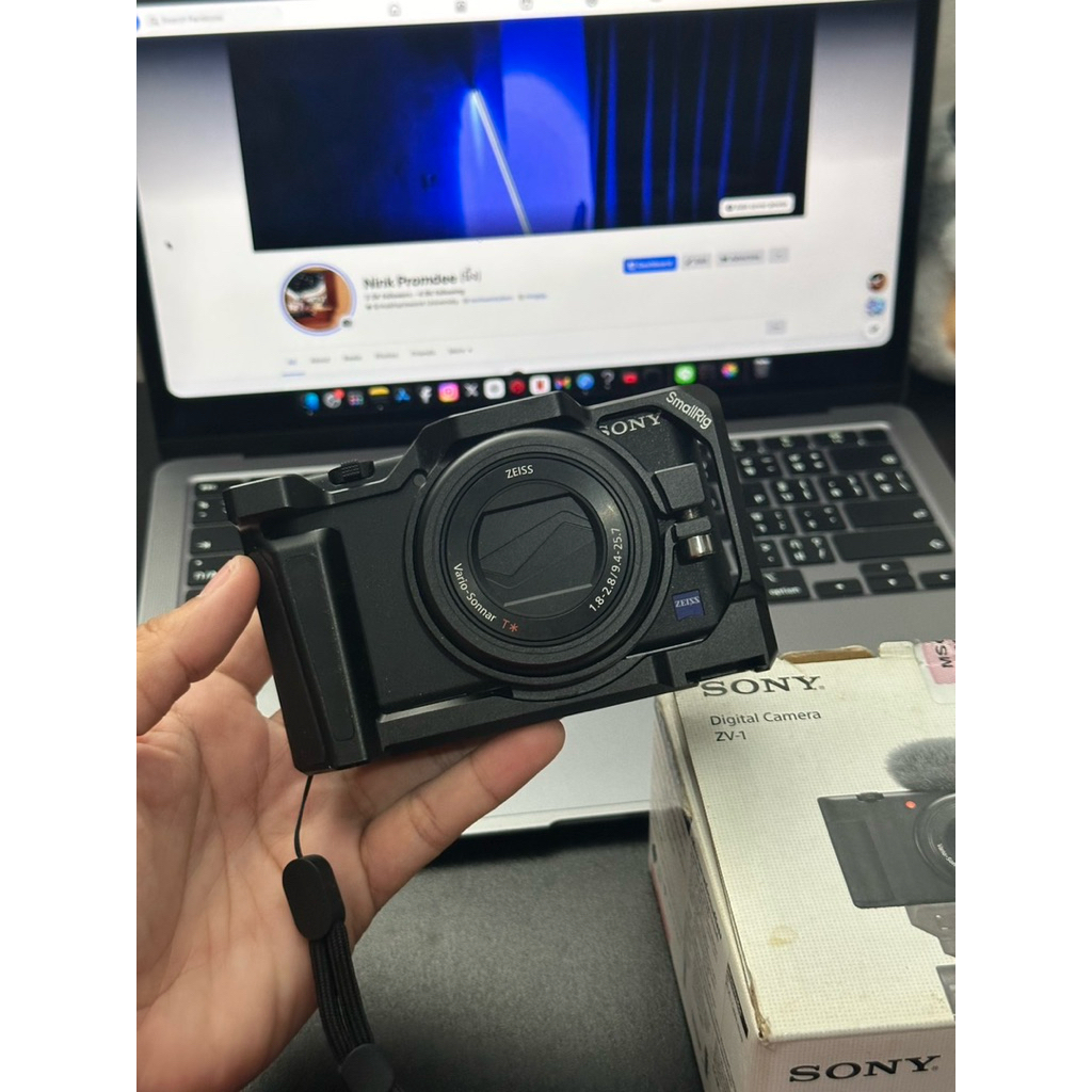 sony zv1 (second hand)