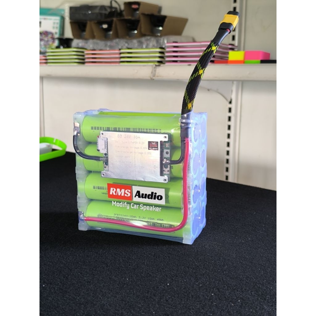 แบตเตอรี่ 8S 15A 8ก้อน ประกอบพร้อมใช้งาน  แรงดันไฟ 25.6v-29.2v BMS M POWER  8S 35A ที่ชาร์จรุ่นใหญ่5A