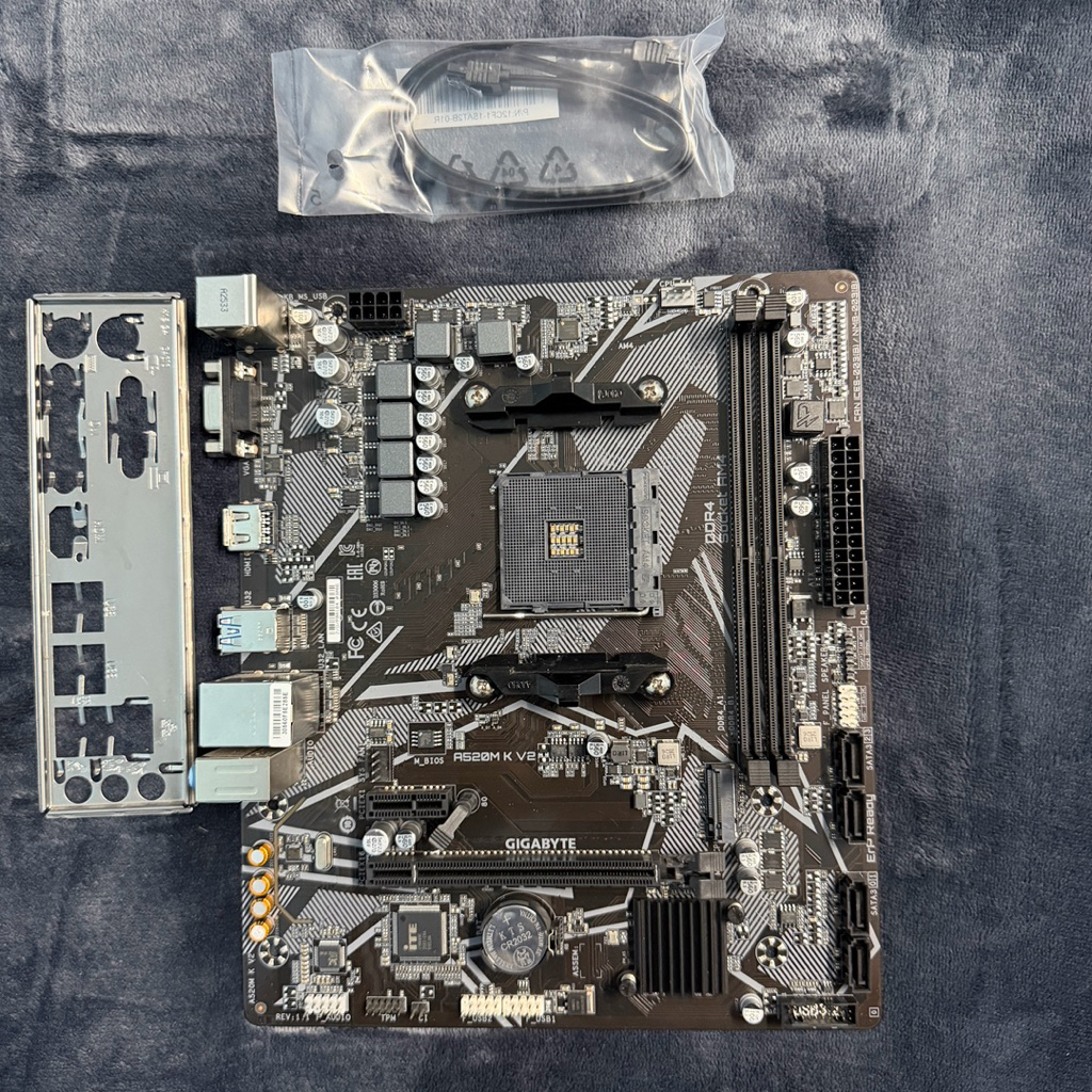 GIGABYTE A520M K V2 MAINBOARD เมนบอร์ด MB มือสอง