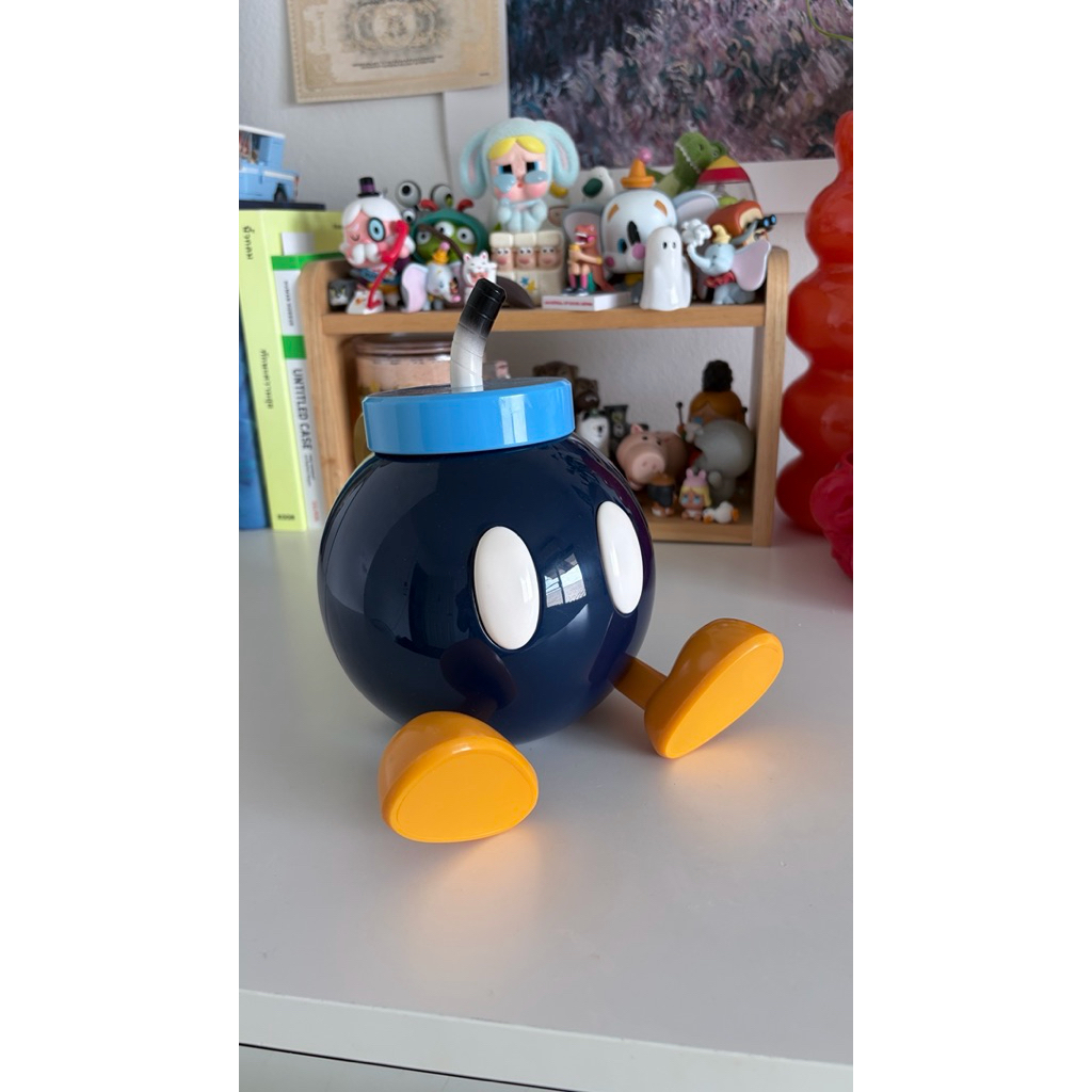 Bob-omb ที่ใส่ขนมจาก Universal Studio Japan