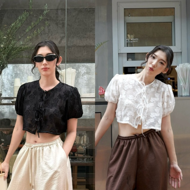 Fairy top เสื้อครอปแขนตุ๊กตา ผ้าชีฟองทอลาย มี detail ผูกโบว์ด้านหน้า ดีไซน์สุดน่ารัก
